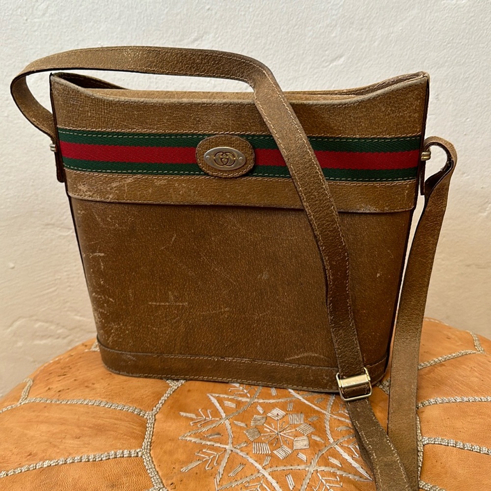 Vintage Gucci bucket bag